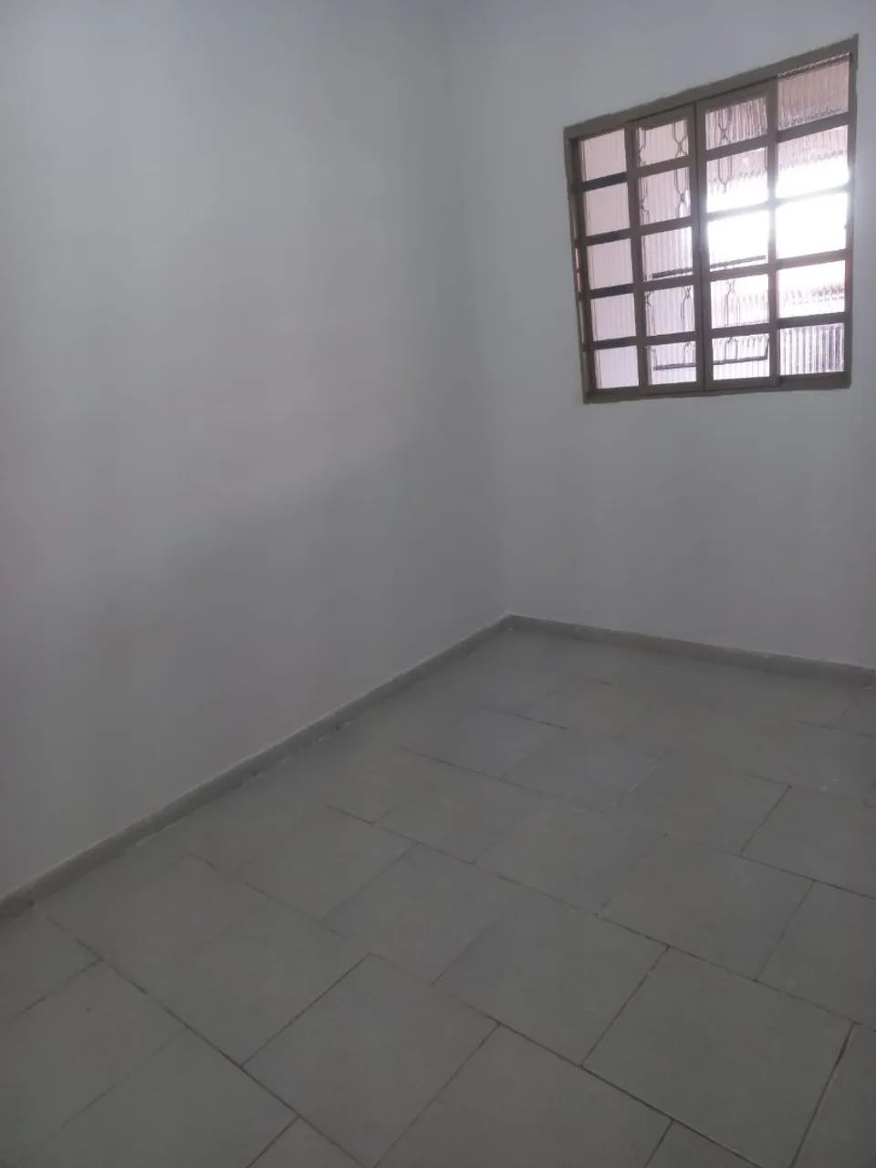 Kitnet 2/4,  incluso água Região Noroeste - Foto 4