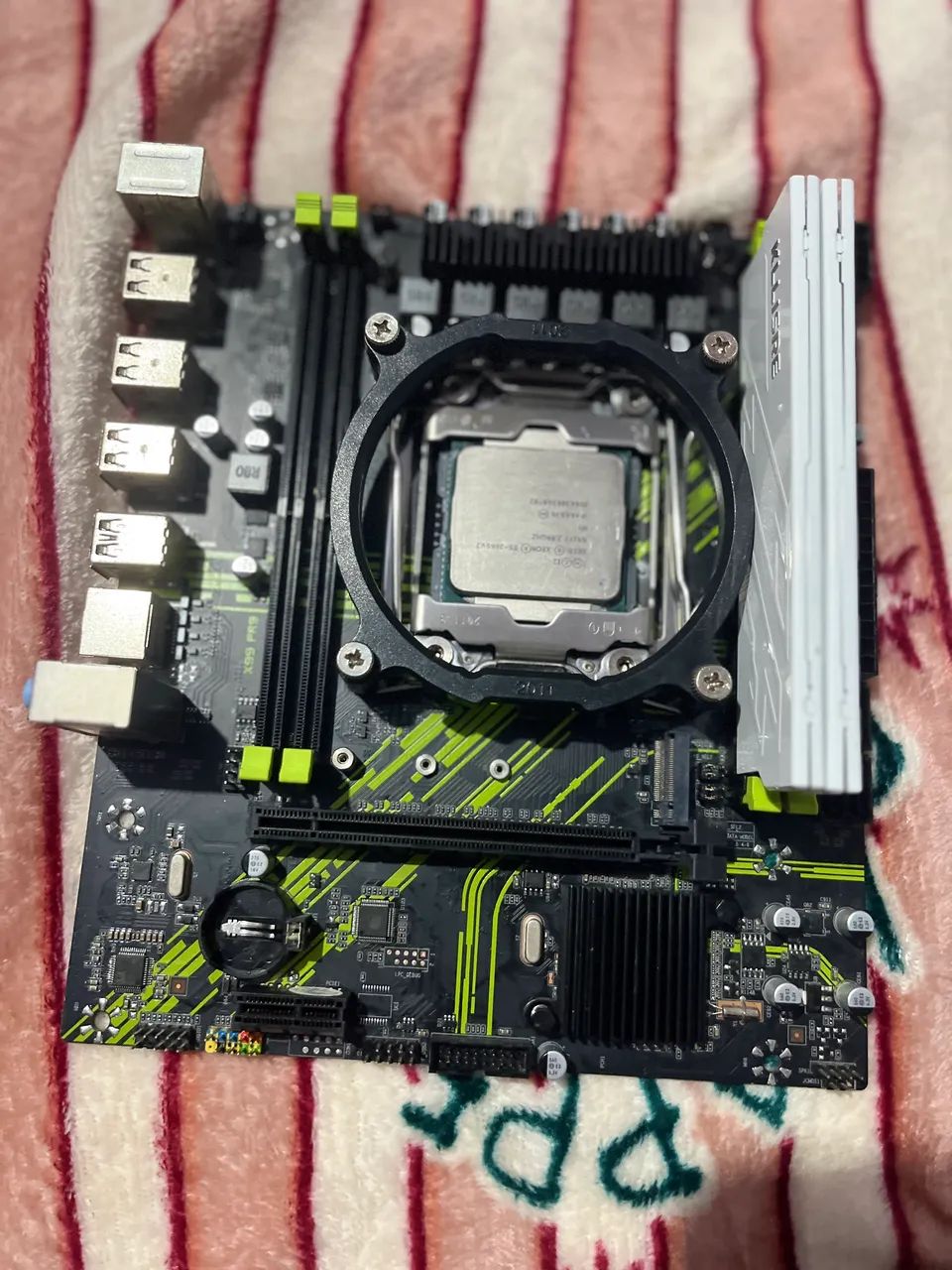 i5-9セット Core i5-9600 BOX BX80684I59600 intel 第9世代 インテル Core LGA1151