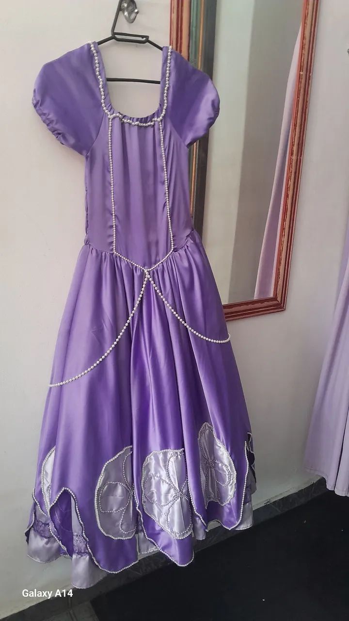 Vertido de princesa Sofia