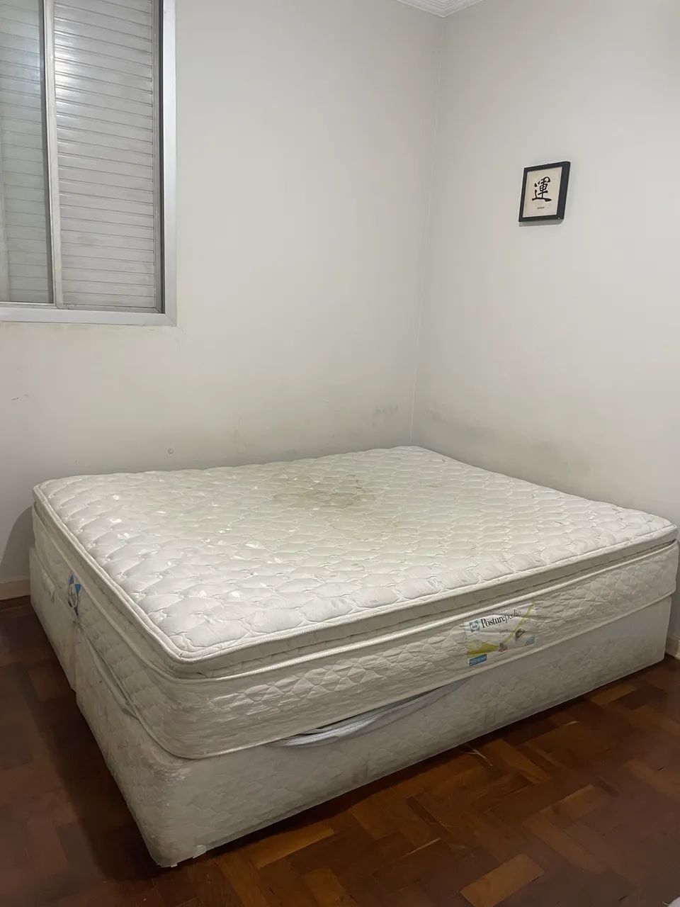 Vendo cama King Size completa (colchão Sealy Posturepedic + box). - Foto 2