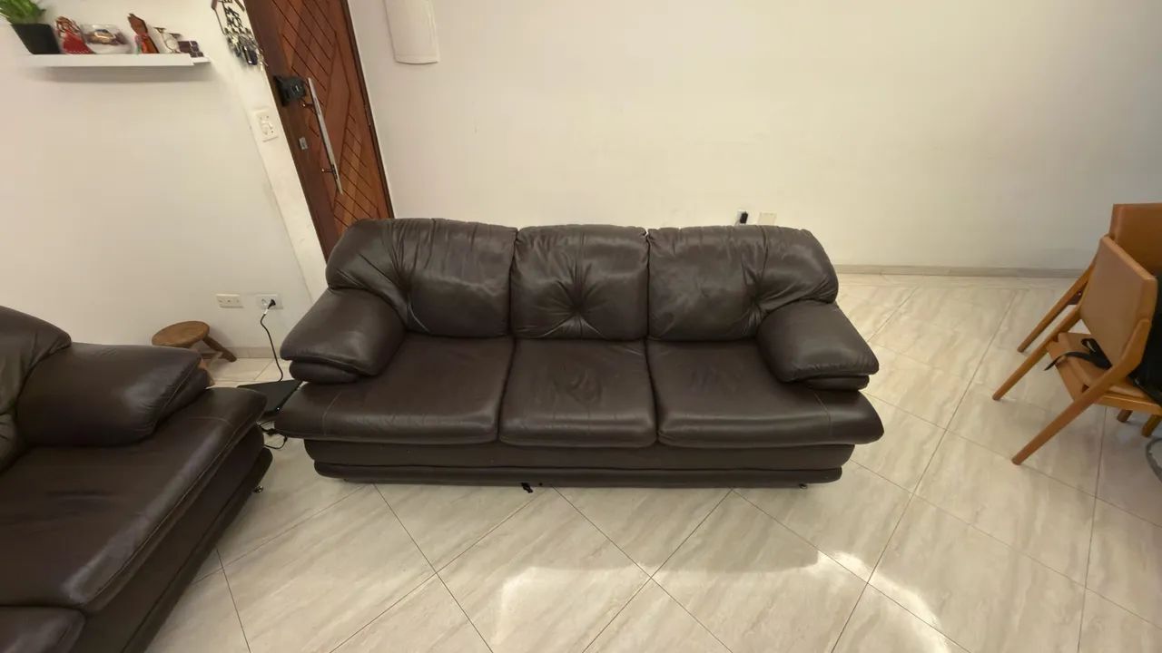 Sofá de couro 2 e 3 lugares - Foto 3