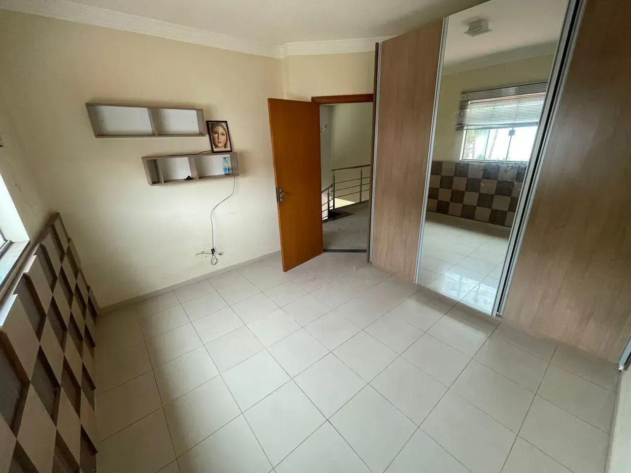 Sobrado no Bairro Maracanã com 3 quartos, Anápolis - GO - Foto 4