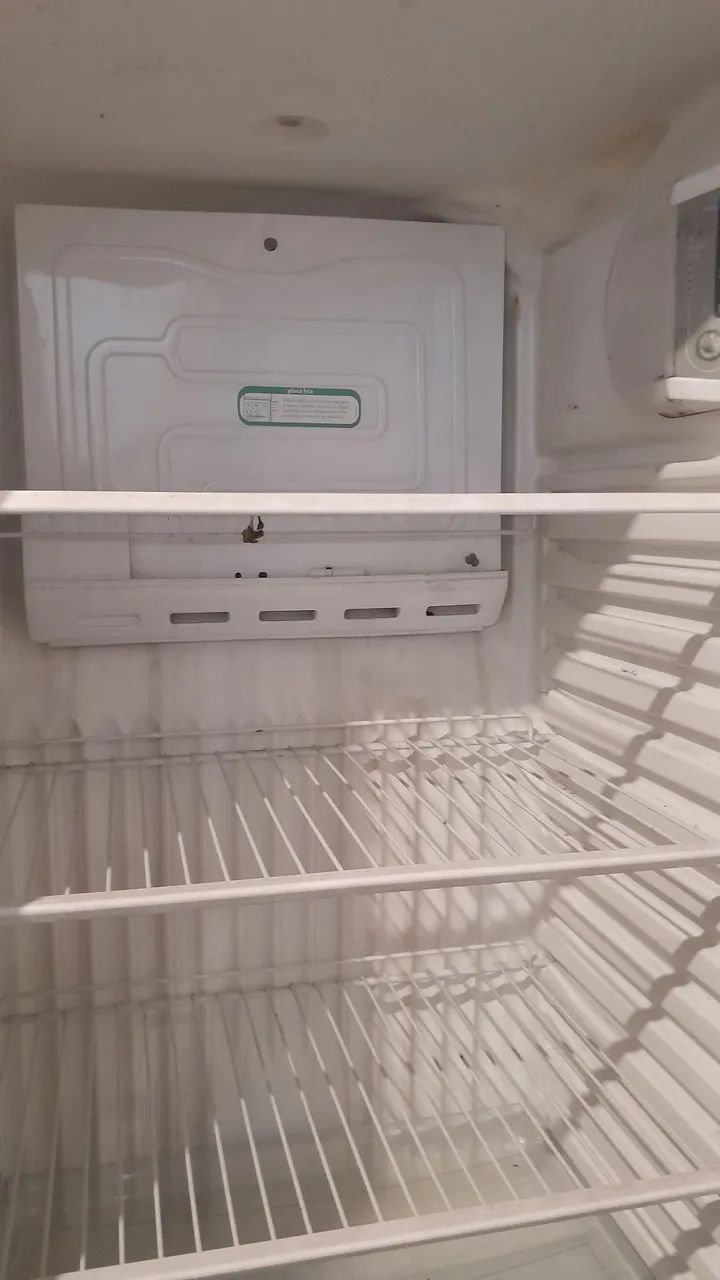 Vendo geladeira  - Foto 4