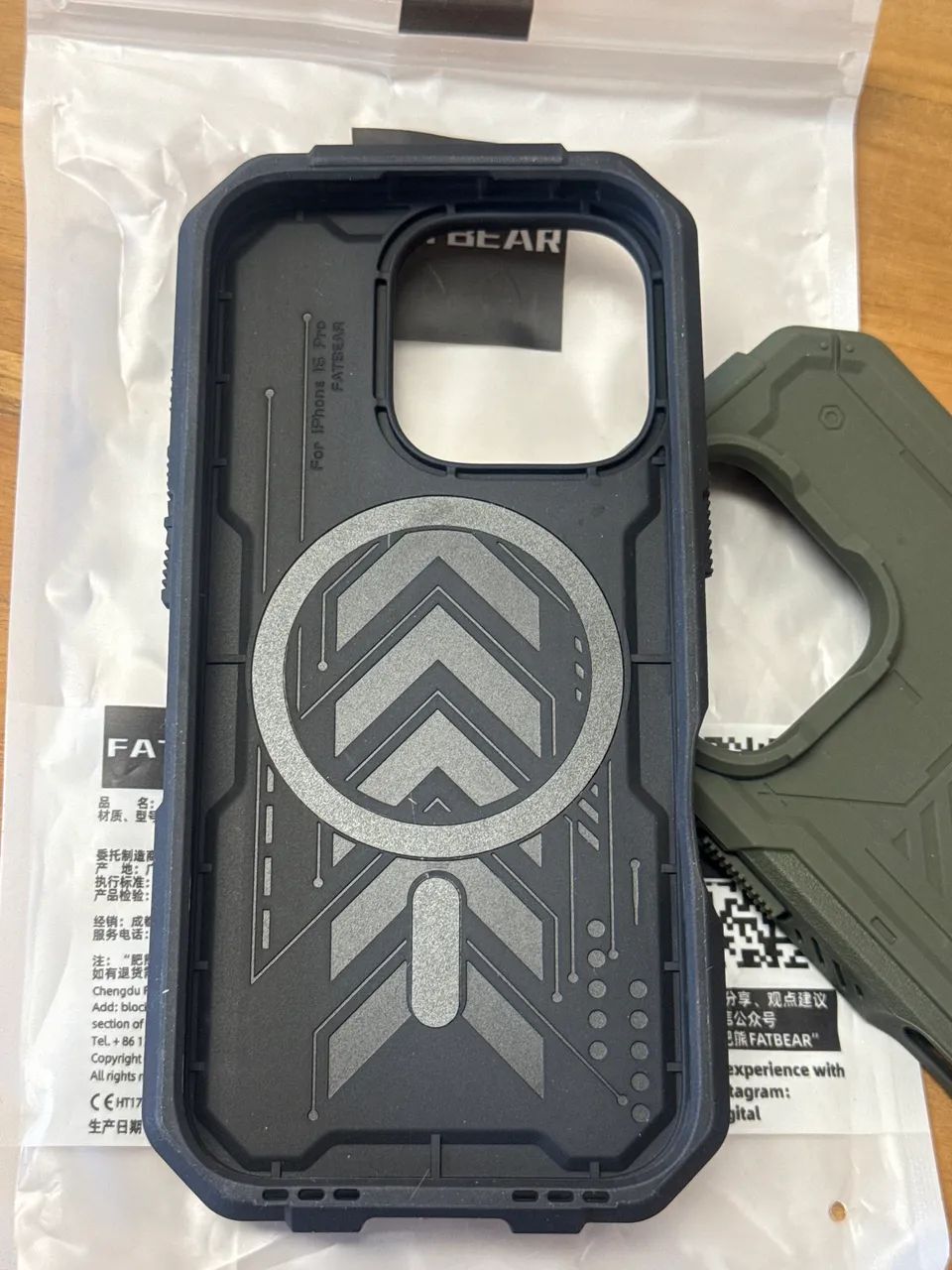 Capa celular iPhone iPhone 16pro FETBEAR  - Foto 3