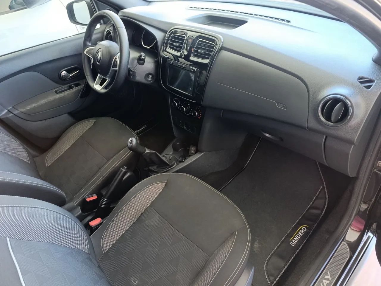 Renault Stepway Zen Flex 1.6 16V Mec. 2023 - Foto 4