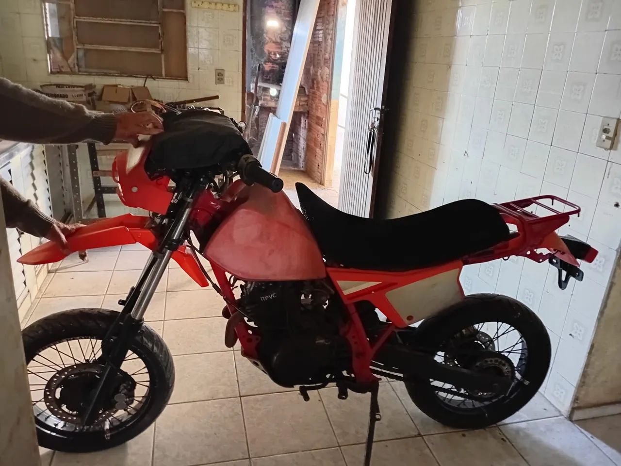 XLX 250 R parada 