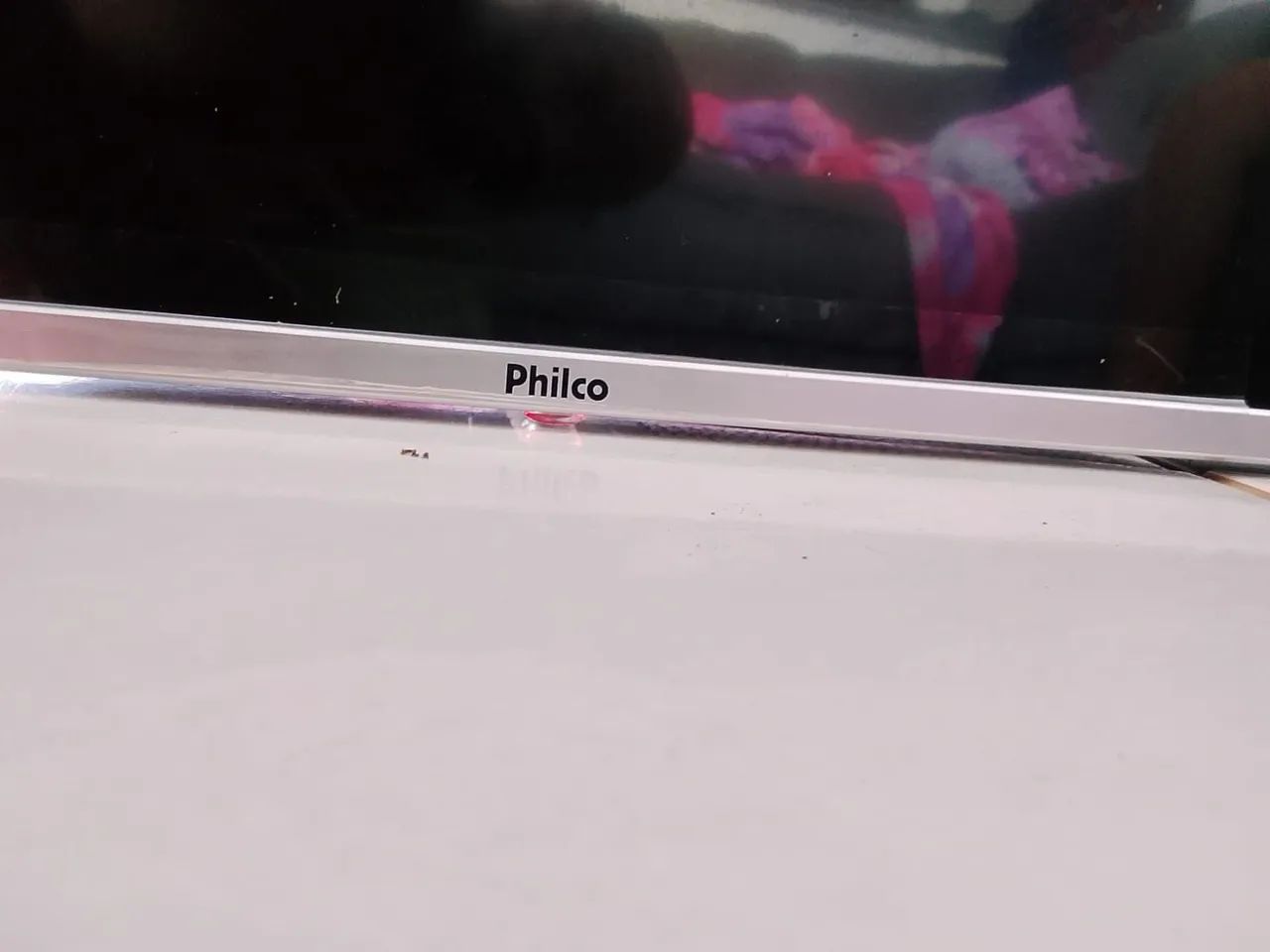 TV philco 32 polegadas tela quebrada