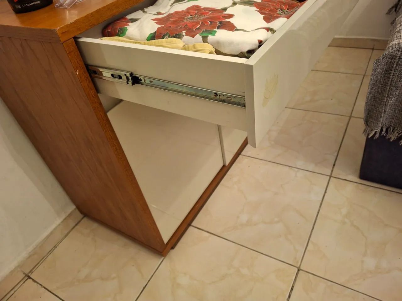 Vendo aparador de sala - Foto 5