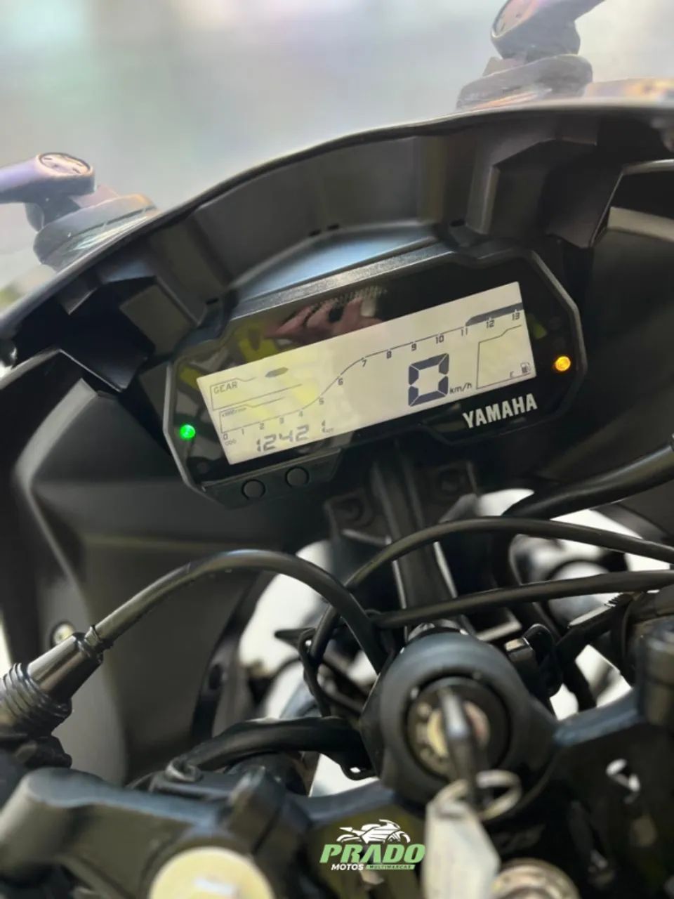 R15, 2025. ? - Foto 3