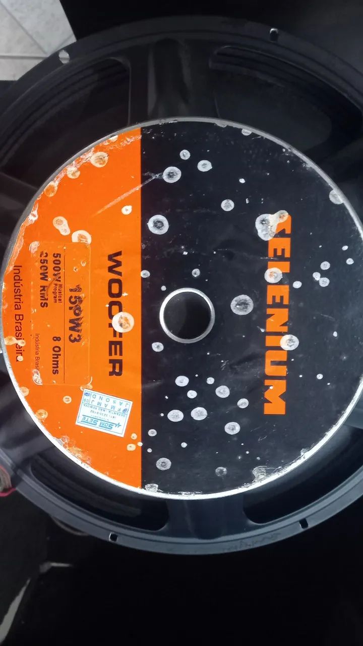 Auto falantes seleniun jbl 15 polegadas 250w rms  15pw3