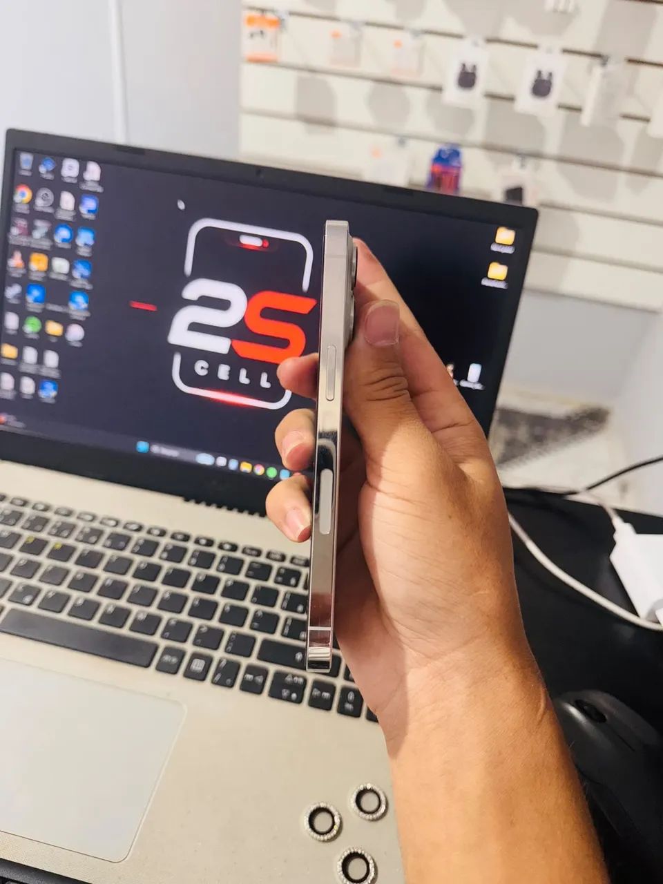 IPHONE 13 PRO - Foto 4