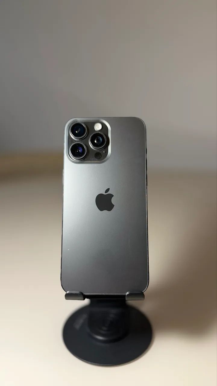 Celular iPhone 15 Pro max 256gb Titanium 