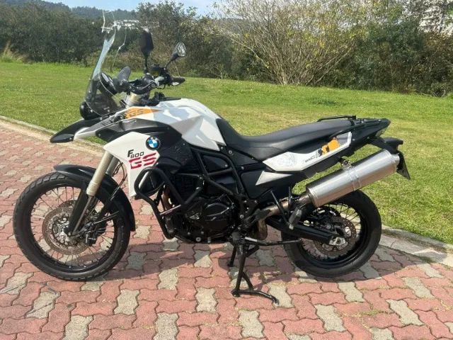 Vendo BMW GS 800.