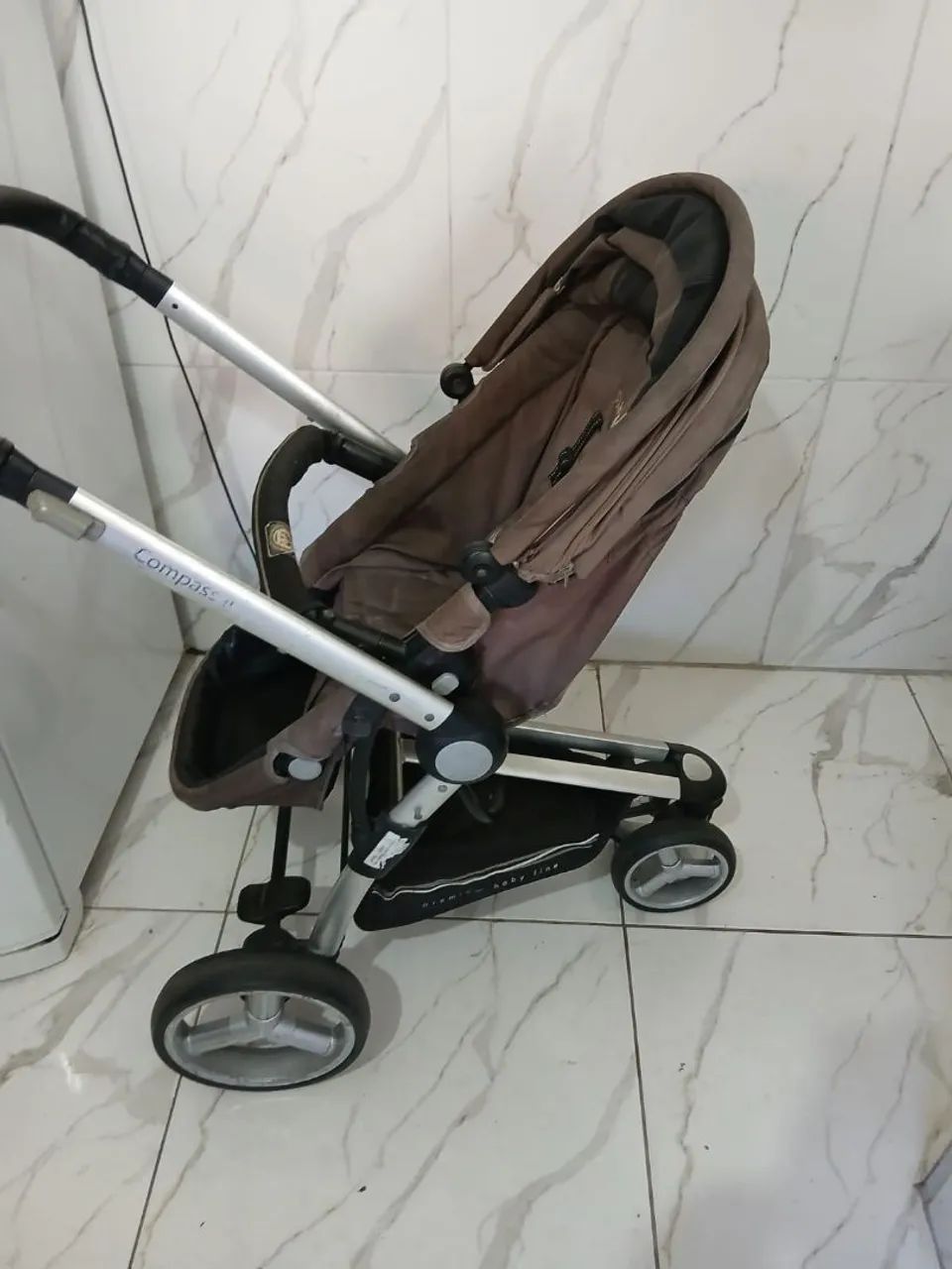 Carrinho com bebê conforto - Foto 4