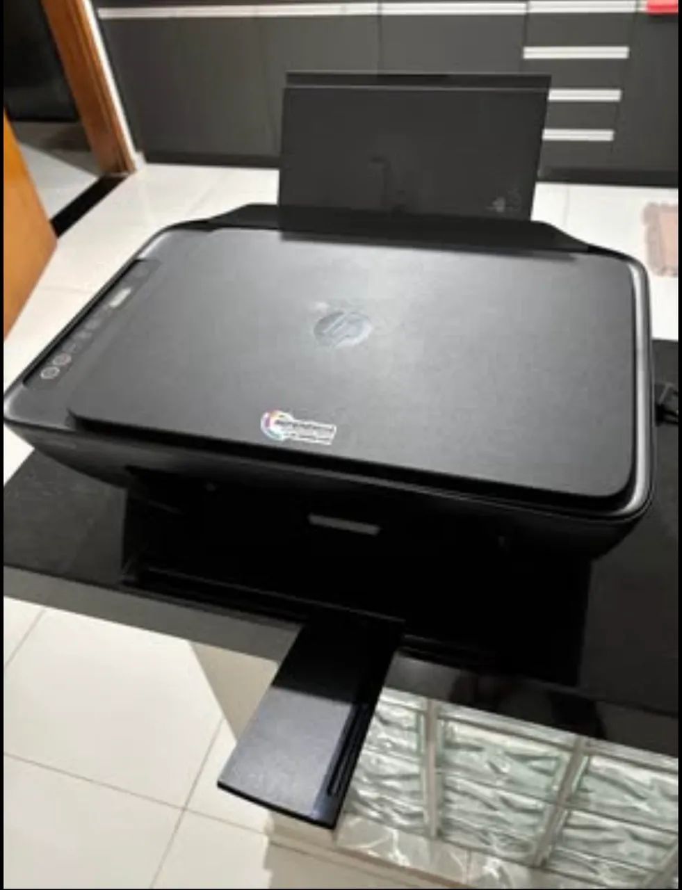 Impressora Multifuncional HP DeskJet Ink Advantage 2774 - Foto 2