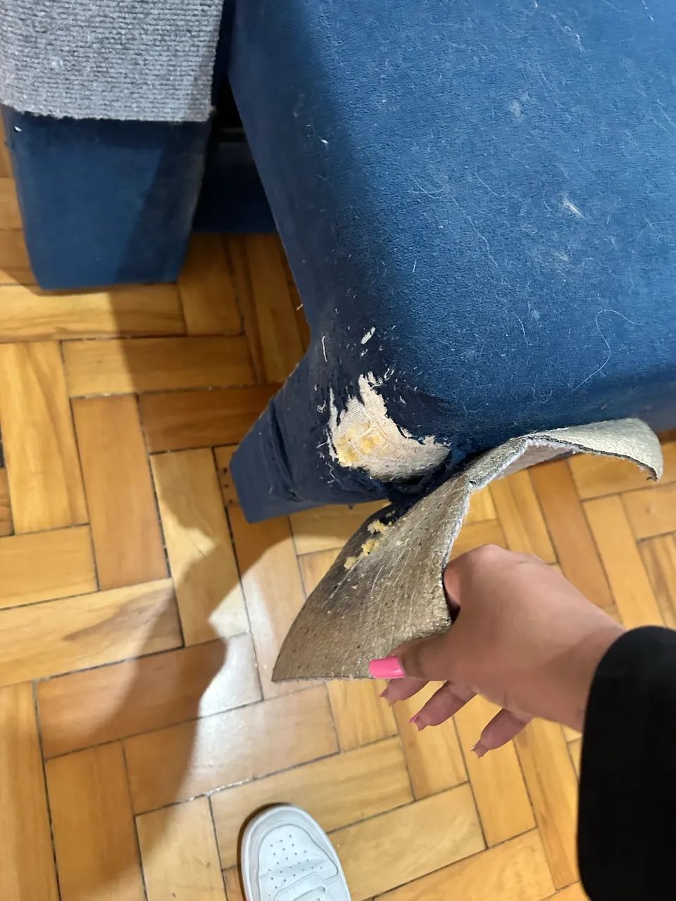 Vendo sofá dois lugares