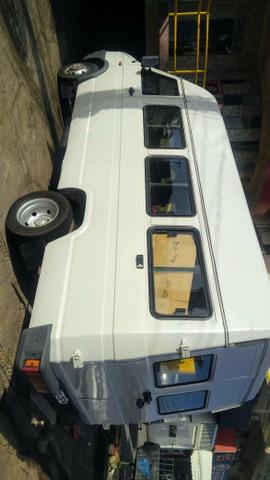 Vendo Iveco Daily turbo 2.8 R$ 32.000,00 - Foto 3