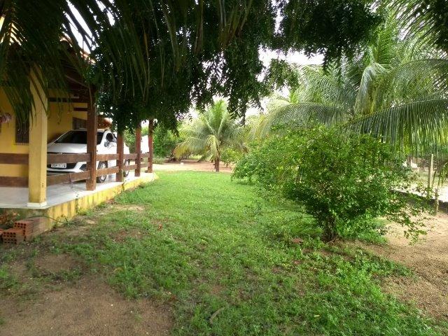Vendo Granja em Monte Alegre-2 hectares- Campo de Futebol-Árvores Frutíferas
