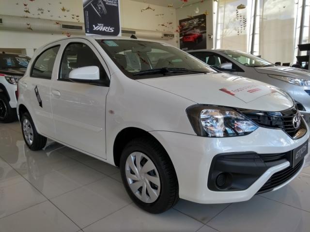 TOYOTA ETIOS 1.3 X 16V FLEX 4P 2019 - Foto 2