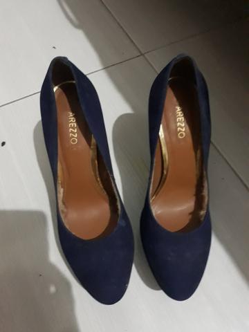 2 sapatos Altos Marca Vizzano n 35 e Arezzo n 37 - Foto 3