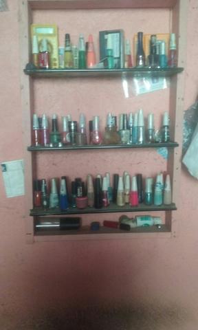 Vende se uma prateleira pra esmaltes - Foto 2
