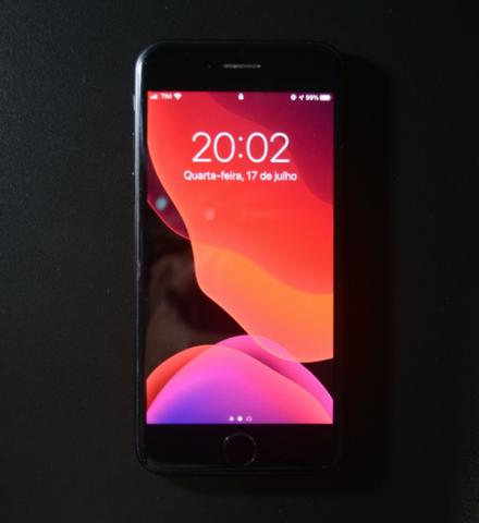 IPhone 7 32gb + Apple Watch Series 4 40mm