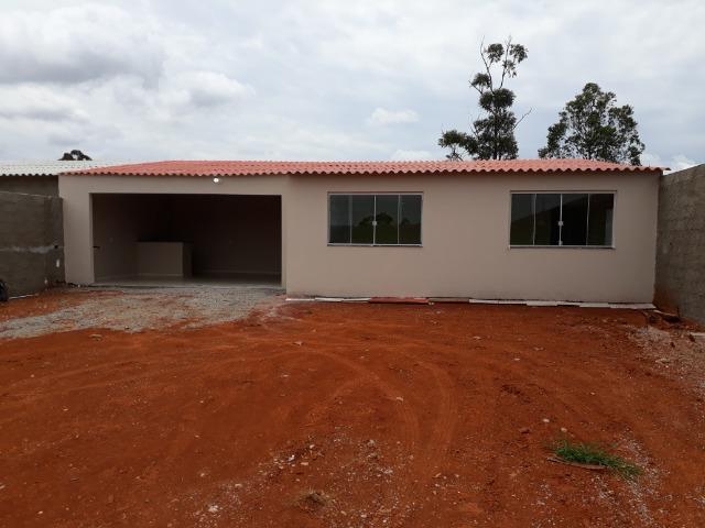Casa nova, espaçosa com area de churrasqueira, 2quartos, 2 banheiros, lote de 400metros - Foto 3