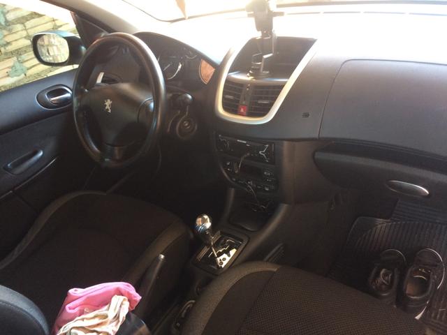 Promoção Peugeot 207 automático Dut em Branco completo financio 15 mil WhatsApp - Foto 3