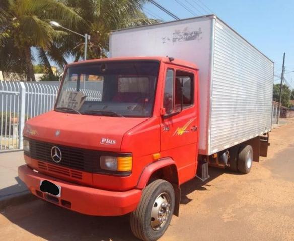 Mercedes 710 Plus 2003 Baú Parcela 1.358,66 - Foto 5