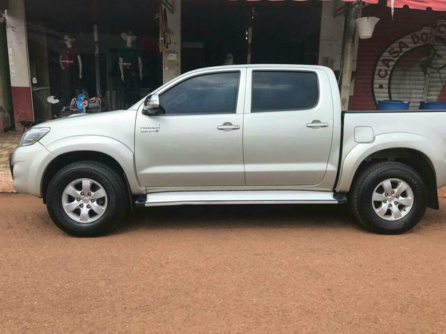 Vendo Hilux 2014 - Foto 2