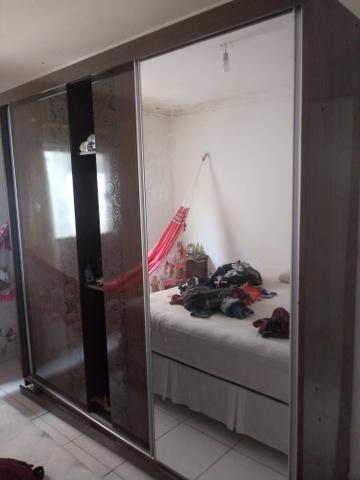 Vendo guarda-roupa 100% MDF por 1.100, aceito cartão