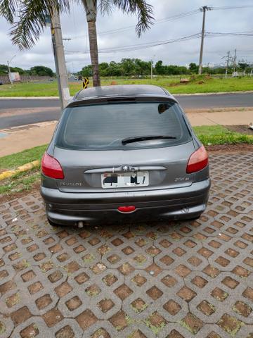 Peugeot - Foto 3