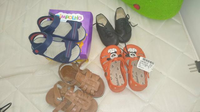 Lote de sapatos de menino - Foto 2