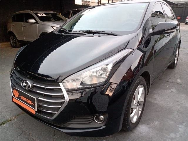 HYUNDAI HB20S 2017 1.6 COMFORT PLUS 16V FLEX 4P MANUAL