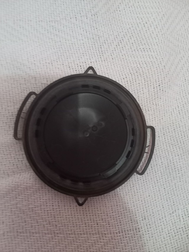 Tampa do farol BMW 320i 2012 até 2016 - Foto 5