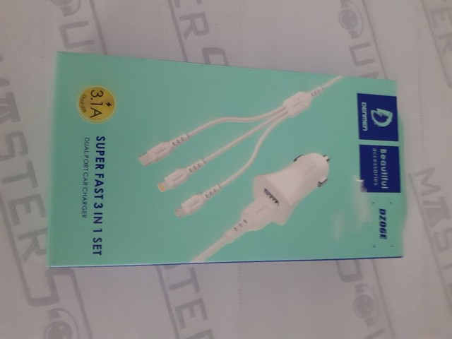 Kit carregador veicular. Com 2 entradas usb, Cabo 3X1. Lightning, tipo c, e micro. Novo . - Foto 3