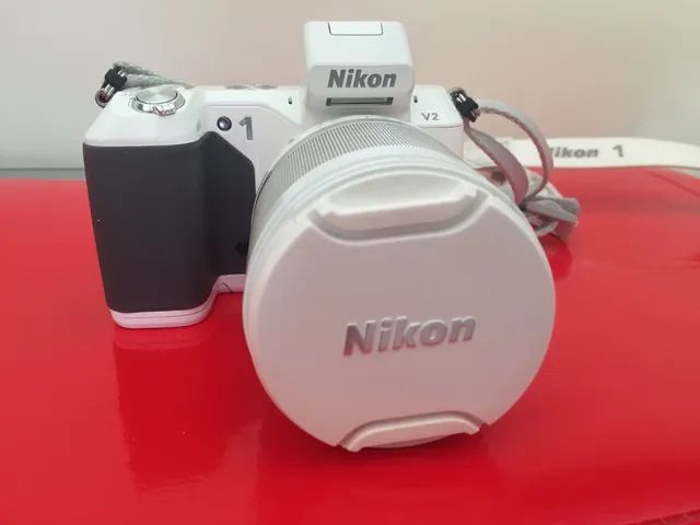 nikon 1 white camera