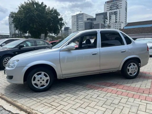 CHEVROLET CHEVROLET CLASSIC LS 2015/2016 FLEX em curitiba - Dani Automóveis