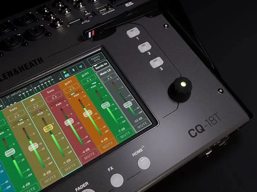 Mesa Digital Allen Heath CQ18T/22X 18 Canais - 6 Auxiliares 2