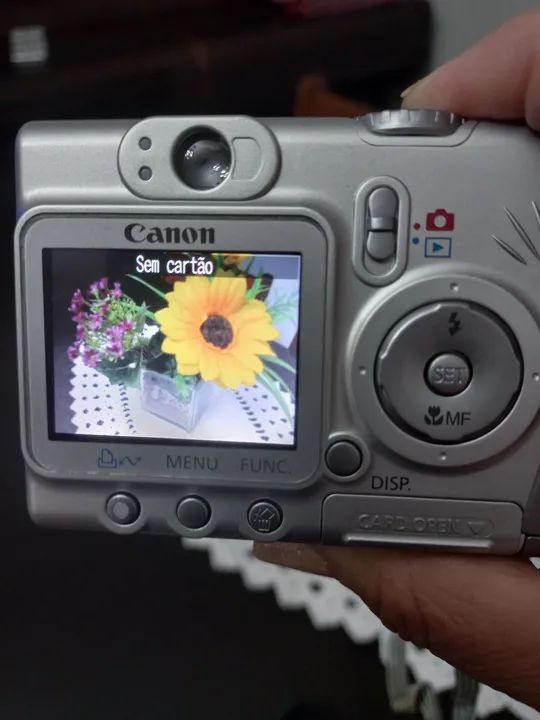 Camera digital CANON A 520 funcionando a pilha  - Foto 2