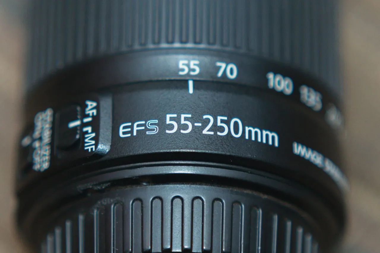 Lente Canon EFS 55-250mm - Foto 2