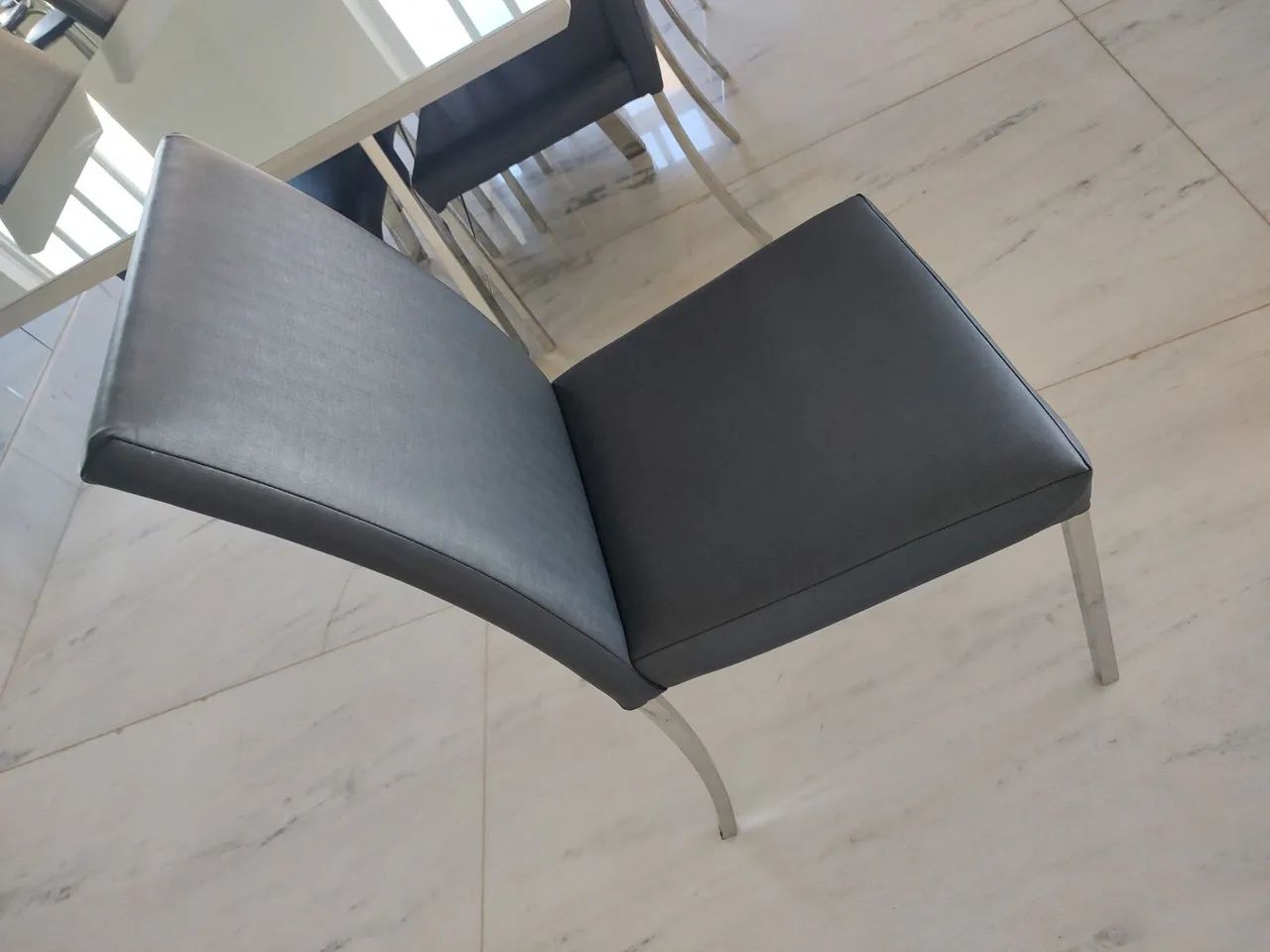 Mesa de jantar com 6 cadeiras - Foto 5