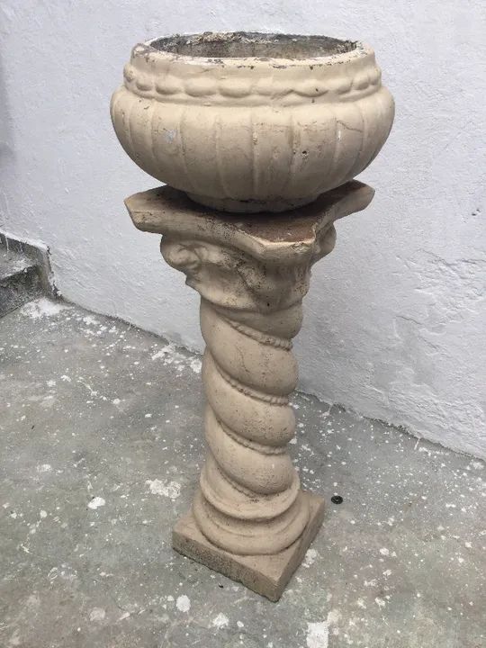 vaso com base antigo