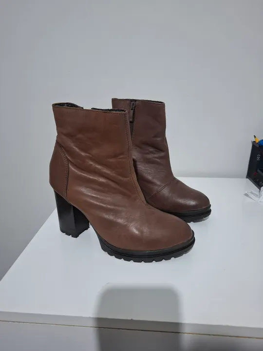 Bota de couro legítimo marrom Sonho dos Pés