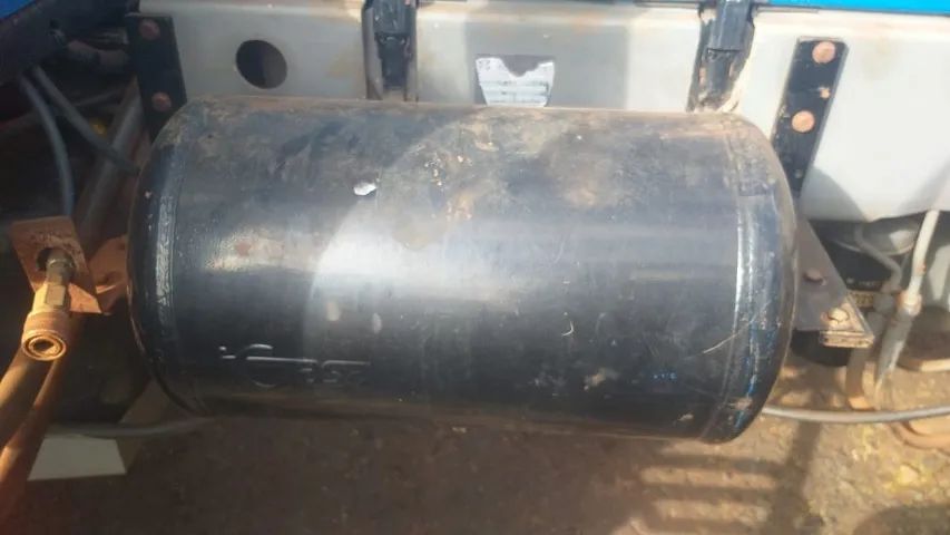 Trator agricola New Holland 8430 ano 1997 - Foto 4