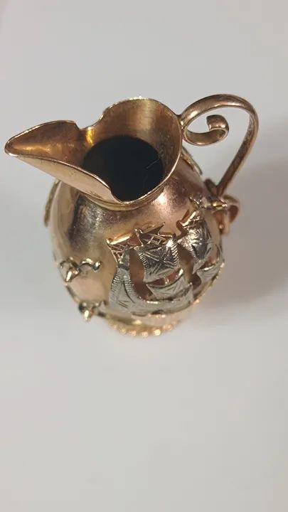 Pingente de ouro rosado modelo ânfora peça vintage  - Foto 4