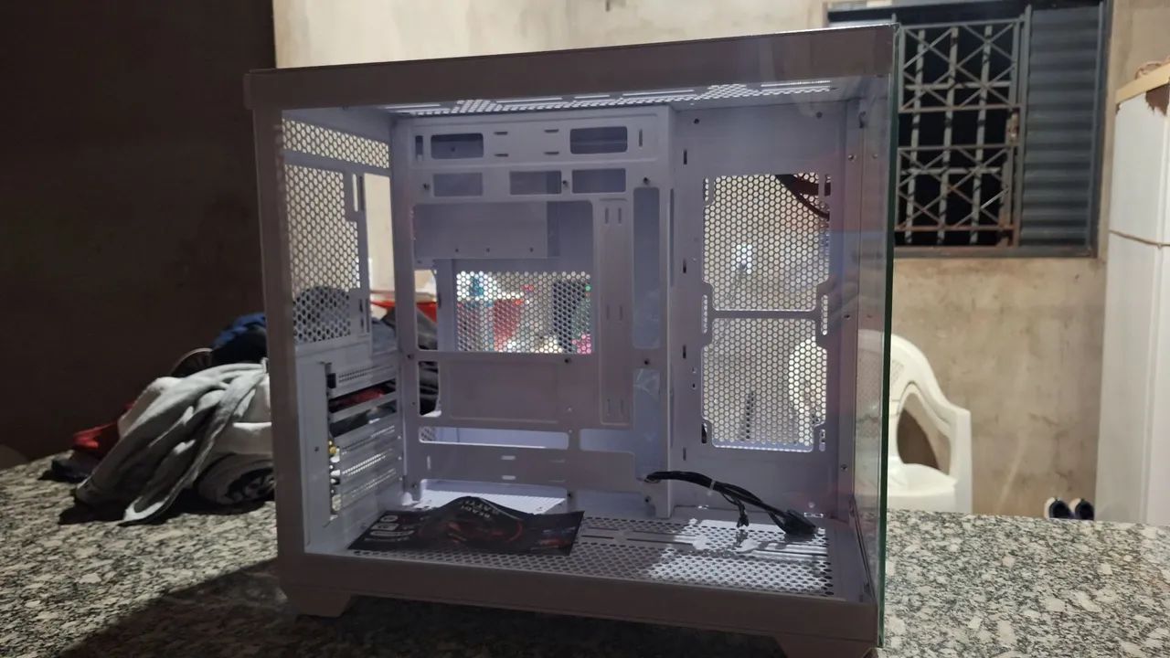 Gabinete Redragon Wideload Lite White Aquário - USADO - Foto 5