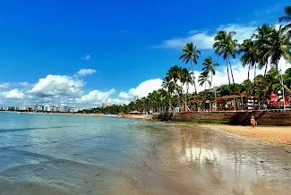 PROCURO PONTO COMERCIAL PONTA VERDE - JATIUCA - PROXIMO A ORLA