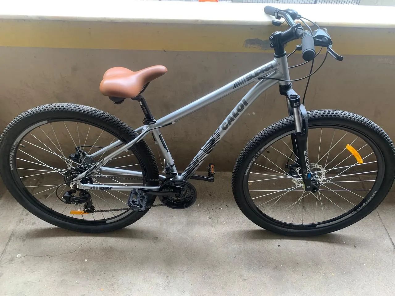Bicicleta Caloi Mountain Bike Aro 29 C/21 marchas - Foto 4
