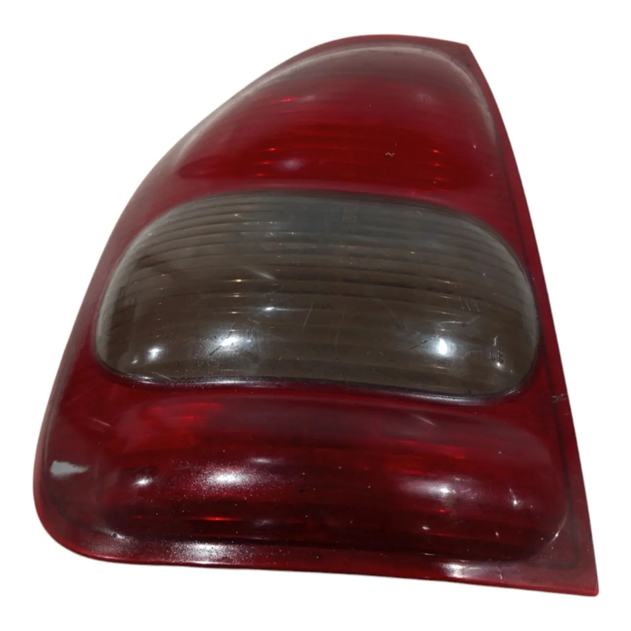 Farol traseiro lado esquerdo Chevrolet Corsa 1996 a 2004 - Foto 2